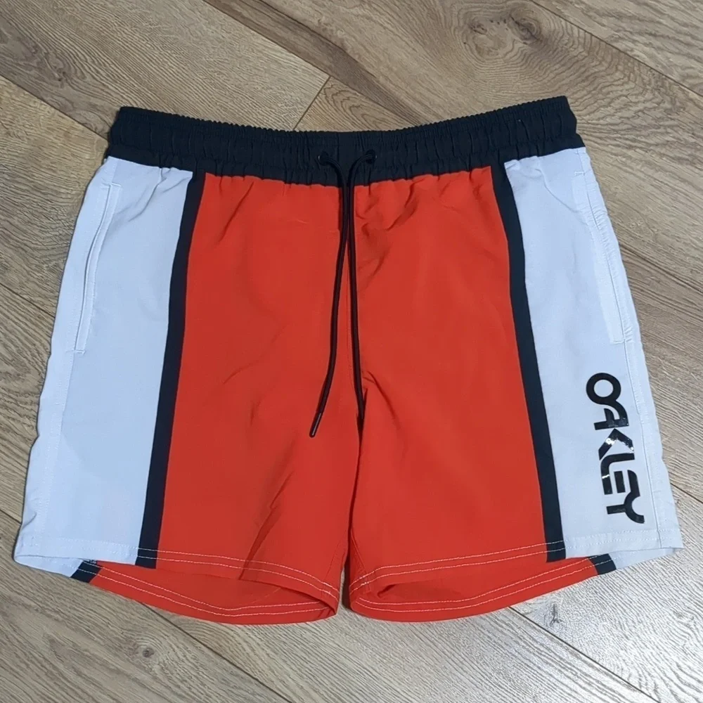 Oakley Cargo Color Block  Board Shorts size Small